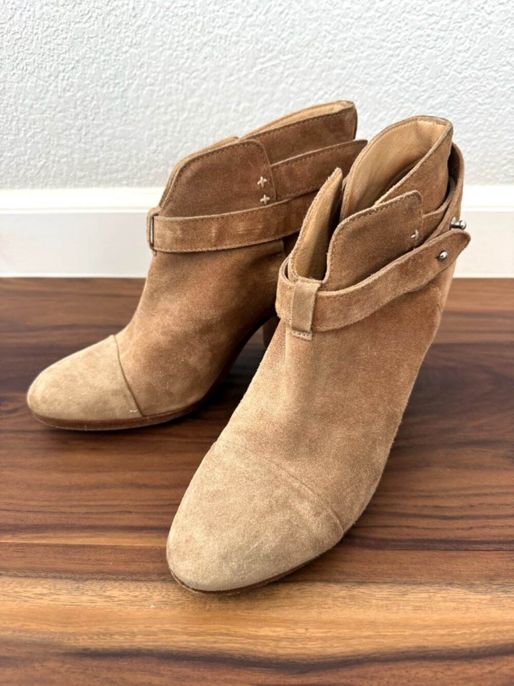 Rag & Bone Suede Harrow Bootie in Tan ~ 38.5 - Picture 2 of 9